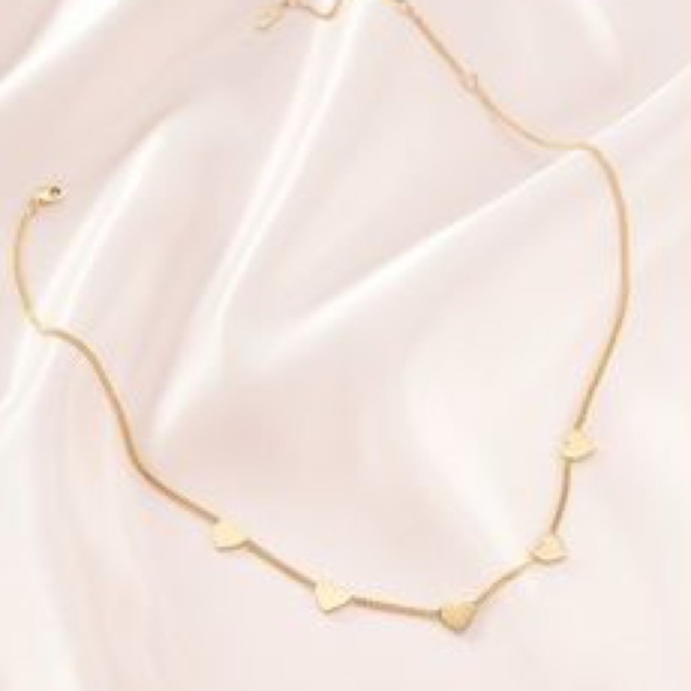 Stella & Dot Retired/disc’d Take Heart necklace ❤️